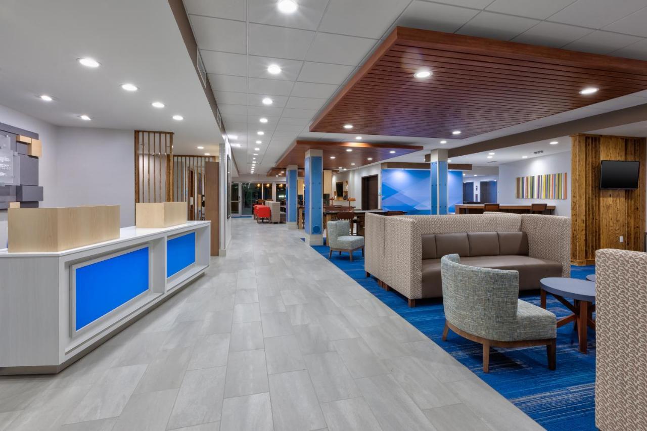 Holiday Inn Express & Suites Wooster By Ihg Exterior foto